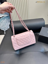 Load image into Gallery viewer, CC1127 Medium Classic Handbag / 6 × 9.9 × 2.5 in