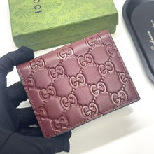 Load image into Gallery viewer, GC744 GG Emblem small wallet / W4.3" x H3.3" x D1.2"