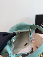 Load image into Gallery viewer, CC1694 Chanel 26B Crescent Moon Hobo / 23.5 x 15 x 6 cm