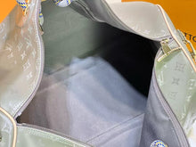Load image into Gallery viewer, LB1025 Keepall Bandoulière 50 / 19.7 x 11.4 x 9.1 inches