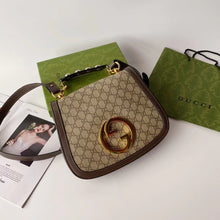 Load image into Gallery viewer, GC595 Blondie Medium Top Handle Bag / 11.4"W x 8.7"H x 2.7"D