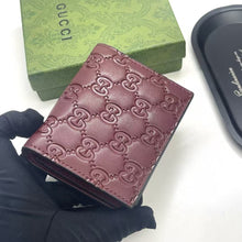 Load image into Gallery viewer, GC744 GG Emblem small wallet / W4.3" x H3.3" x D1.2"