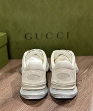 Load image into Gallery viewer, SE1199 Women's Gucci Run Sneaker / Size4-11