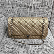 Load image into Gallery viewer, CC1518 Chanel Vintage Golden Airport Bag / HIGHEST QUALITY VERSION / 46.6 × 29 × 17 cm