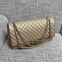 Load image into Gallery viewer, CC1518 Chanel Vintage Golden Airport Bag / HIGHEST QUALITY VERSION / 46.6 × 29 × 17 cm