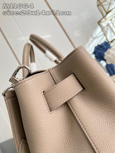 Load image into Gallery viewer, LB1123 Georges Tote MM / HIGHEST QUALITY VERSION / 16.1 x 11.4 x 5.5 inches