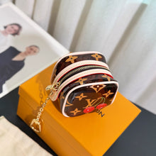 Load image into Gallery viewer, JW1000 LV x TM Cube Pouch