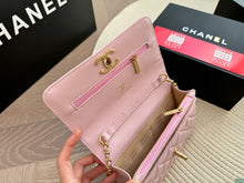 Load image into Gallery viewer, CC1004 Wallet on Chain / 4.7 × 7.6 × 2.1 in