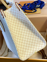 Load image into Gallery viewer, LB1334 OnTheGo PM / 9.8 x 7.5 x 4.5 inches / HIGHEST QUALITY VERSION