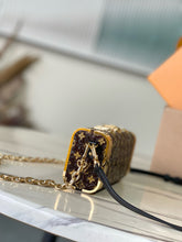 Load image into Gallery viewer, LB1288 Vanity Case PM / 7.3 x 4 x 2 inches / HIGHEST QUALITY VERSION