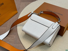 Load image into Gallery viewer, LB1030 Twist MM / 9.1 x 6.7 x 3.7 inches