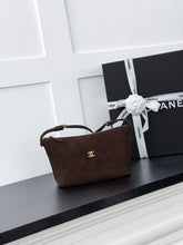 Load image into Gallery viewer, CC1519 Chanel 26A Quilted Flap Bag / HIGHEST QUALITY VERSION / 14 × 26 × 8.5 cm