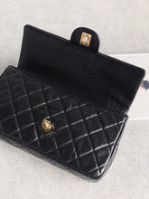 Load image into Gallery viewer, CC860 Chanel23A Flap Handbag / HIGHEST QUALITY VERSION / 9.6x7.3x1.7inch
