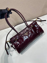 Load image into Gallery viewer, PD416 Prada Bonnie Medium Handbag / HIGHEST QUALITY VERSION / 32 × 15.5 × 12 cm