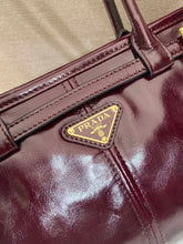 Load image into Gallery viewer, PD416 Prada Bonnie Medium Handbag / HIGHEST QUALITY VERSION / 32 × 15.5 × 12 cm