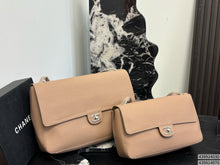 Load image into Gallery viewer, CC1522 Chanel 26S Flap Shoulder Bag / M:32 × 19.5 × 10 cm / L: 38.5 × 26 × 11 cm
