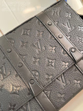 Load image into Gallery viewer, MBG060 Trunk Messenger / HIGHEST QUALITY VERSION / 9.4 x 7.1 x 2.2 inches