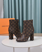Load image into Gallery viewer, SE1455 LV Silhouette Ankle Boot / Size5-11