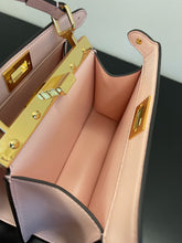 Load image into Gallery viewer, FF188 Peekaboo ISeeU Petite / HIGHEST QUALITY VERSION / 6.1x4.3x7.9inch