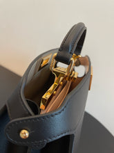 Load image into Gallery viewer, FF190 Peekaboo ISeeU Petite / HIGHEST QUALITY VERSION / 6.1x4.3x7.9inch