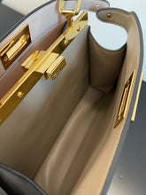 Load image into Gallery viewer, FF190 Peekaboo ISeeU Petite / HIGHEST QUALITY VERSION / 6.1x4.3x7.9inch