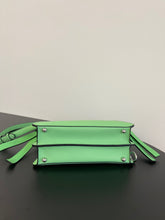 Load image into Gallery viewer, FF191 Peekaboo ISeeU Petite / HIGHEST QUALITY VERSION / 6.1x4.3x7.9inch