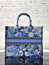 Load image into Gallery viewer, DR526 Medium Dior Book Tote / HIGHEST QUALITY VERSION / 14 x 11 x 6.5 inches