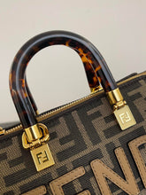 Load image into Gallery viewer, FF328 Fendi By The Way Mini Bag / HIGHEST QUALITY VERSION / 17.5 × 18 × 8 cm