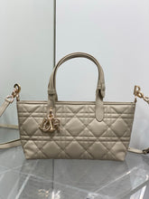 Load image into Gallery viewer, DR676 Dior Toujours Small Bag / HIGHEST QUALITY VERSION / 23 × 15.5 × 12 cm