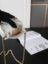 Load image into Gallery viewer, LB1439 Louis Vuitton Metis Tricolor Phone Pochette / 10 x 17 cm