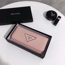 Load image into Gallery viewer, PD307 Large Saffiano and Smooth Leather Wallet / 7.5x3.9inch