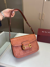 Load image into Gallery viewer, GC720 Gucci Horsebit 1955 Medium Shoulder Bag / 9.8"W x 7"H x 3.1"D