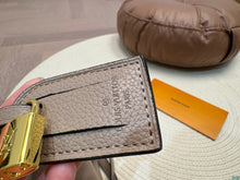 Load image into Gallery viewer, LB1038 Grand Palais / 11x7.9x4.1inch