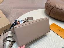 Load image into Gallery viewer, LB1038 Grand Palais / 11x7.9x4.1inch