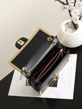 Load image into Gallery viewer, CC1596 Chanel Frame Flap Bag / HIGHEST QUALITY VERSION / 20 × 12.5 × 6.5 cm