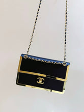 Load image into Gallery viewer, CC1530 Chanel Frame Flap Bag / HIGHEST QUALITY VERSION / 20 × 12.5 × 6.5 cm