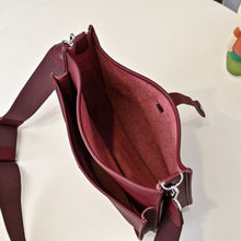 Load image into Gallery viewer, HM150 Hermes Evelyne TPM/PM