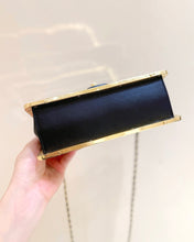 Load image into Gallery viewer, CC1530 Chanel Frame Flap Bag / HIGHEST QUALITY VERSION / 20 × 12.5 × 6.5 cm