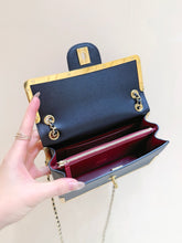 Load image into Gallery viewer, CC1530 Chanel Frame Flap Bag / HIGHEST QUALITY VERSION / 20 × 12.5 × 6.5 cm