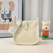 Load image into Gallery viewer, HM147 Hermes Evelyne TPM/PM