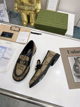 Load image into Gallery viewer, SE1456 Gucci Women's Horsebit 1953 Loafer / Size5-11