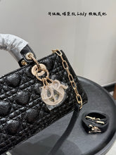 Load image into Gallery viewer, DR563 Medium Lady D-Joy Bag / 10.5x5.5x2inches
