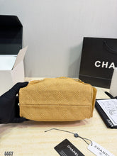 Load image into Gallery viewer, CC1389 Chanel 26P Woven Bucket Bag / 25 x 15 cm