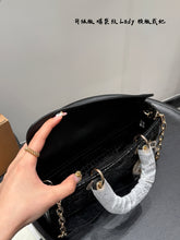 Load image into Gallery viewer, DR563 Medium Lady D-Joy Bag / 10.5x5.5x2inches