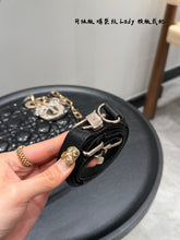 Load image into Gallery viewer, DR563 Medium Lady D-Joy Bag / 10.5x5.5x2inches