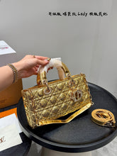 Load image into Gallery viewer, DR563 Medium Lady D-Joy Bag / 10.5x5.5x2inches