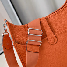 Load image into Gallery viewer, HM143 Hermes Evelyne TPM/PM