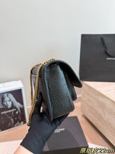 Load image into Gallery viewer, YSK461 Saint Laurent (YSL) Niki Chain Bag / 22 x 17 cm