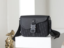Load image into Gallery viewer, DR679 Dior Small Saddle Flap Messenger Bag / HIGHEST QUALITY VERSION / 23 × 17.5 × 6 cm