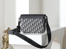 Load image into Gallery viewer, DR680 Dior Small Saddle Flap Messenger Bag / HIGHEST QUALITY VERSION / 23 × 17.5 × 6 cm